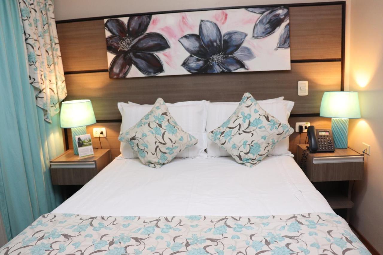 Luxsur Hotel Encarnacion Room photo